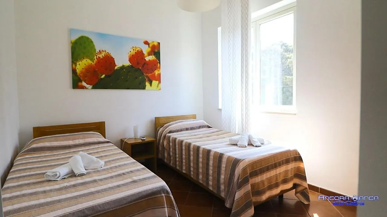 Ancora Bianca Beach Residence 테르메 비글리아토레 0*,