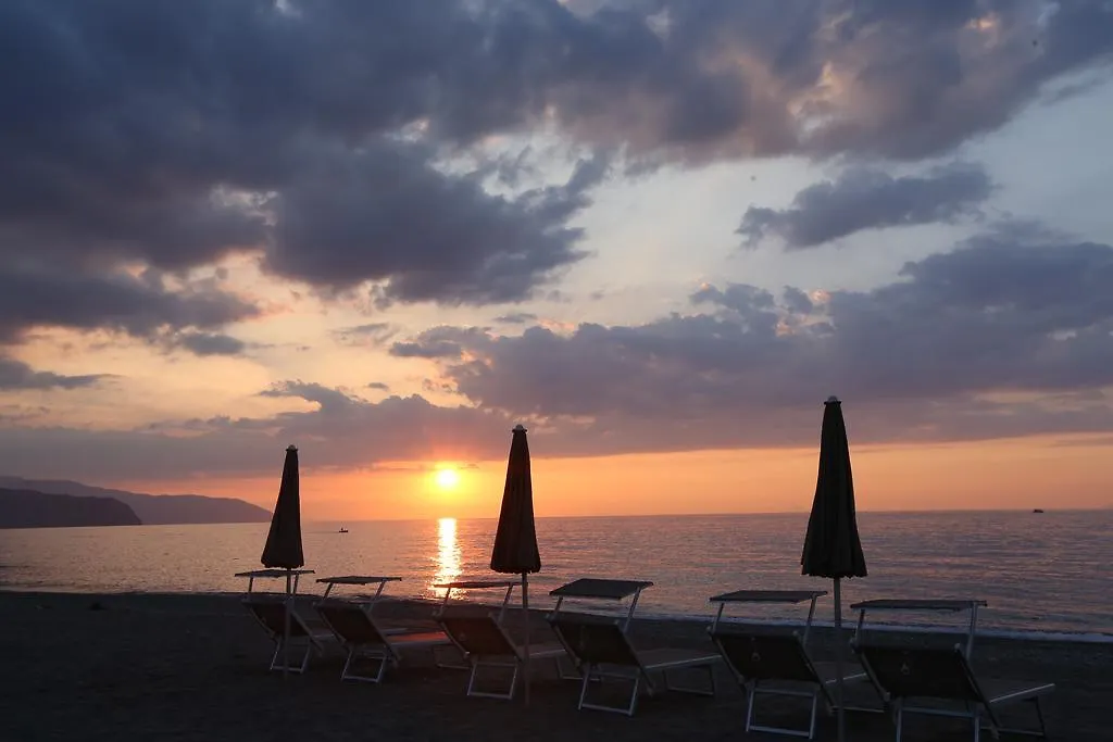 Nyaraló Ancora Bianca Beach Residence Terme Vigliatore Olaszország