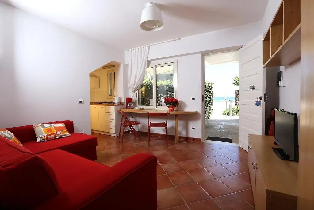 Ancora Bianca Beach Residence 테르메 비글리아토레 0*,  이탈리아