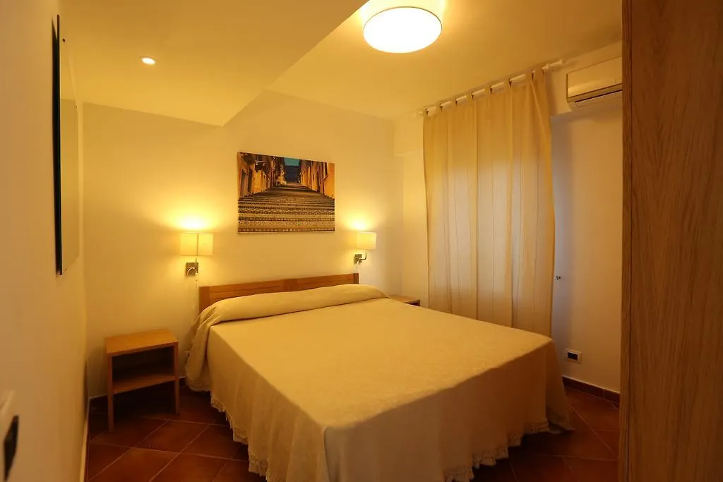 Ancora Bianca Beach Residence 테르메 비글리아토레