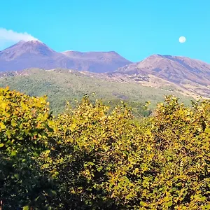 Feudo Magazzeni Etna Farm stay